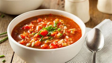  Gazpacho! Serinletici ve Besleyici Bir Andaluzya Klasikleri